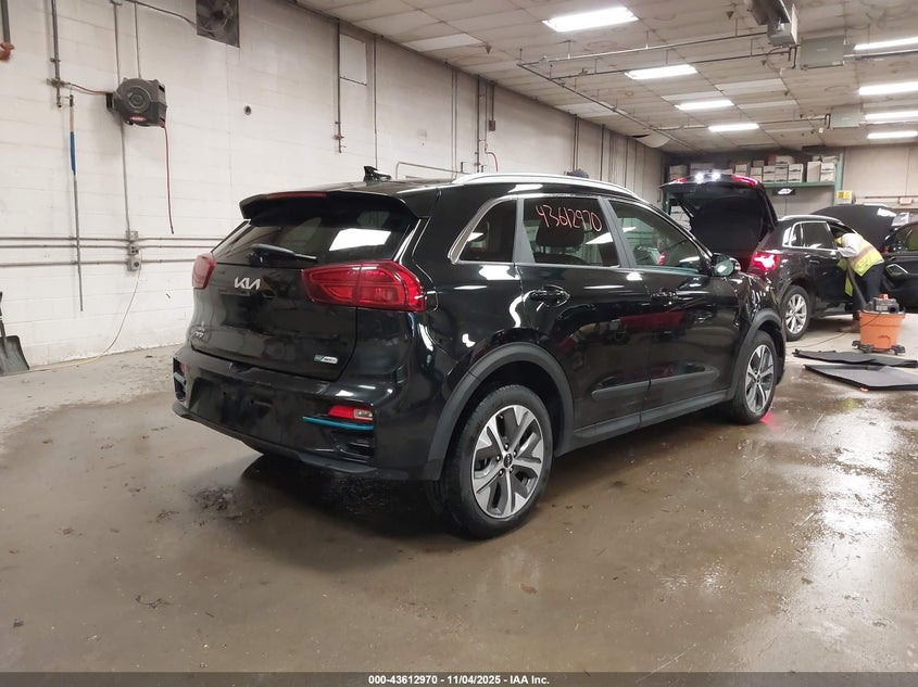 2022 KIA NIRO EV EX PREMIUM KNDCE3LG2N5144118