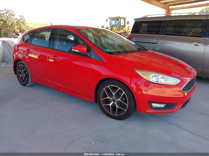 2016 FORD FOCUS SE - 1FADP3K22GL354274