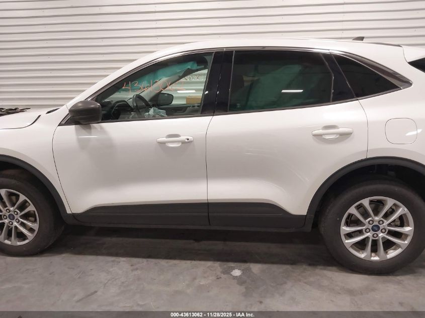 2022 Ford Escape Se VIN: 1FMCU9G67NUA60949 Lot: 43613062