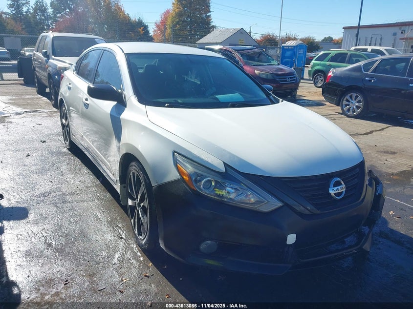 NISSAN ALTIMA 2.5 SR
