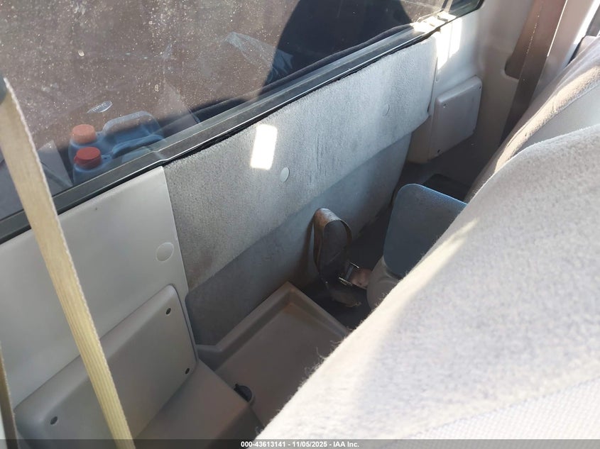 2000 Ford Ranger VIN: 1FTYR10V3YTB40130 Lot: 43613141