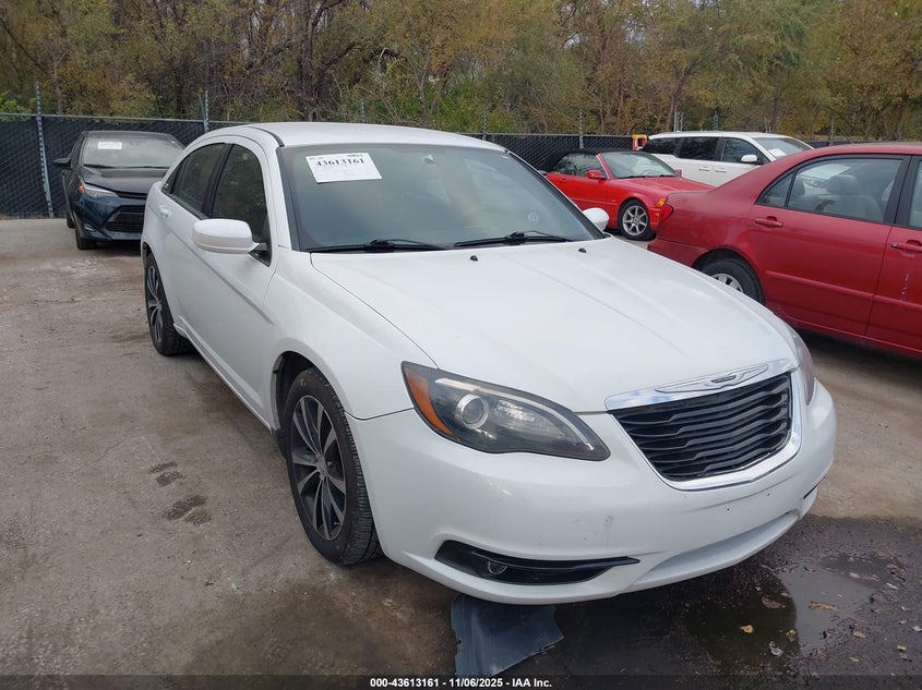 2014 CHRYSLER 200 TOURING - 1C3CCBBG1EN187290