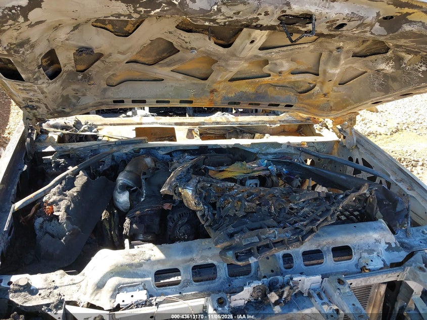 2017 GMC Sierra 3500Hd Denali VIN: 1GT42YEY4HF204091 Lot: 43613170