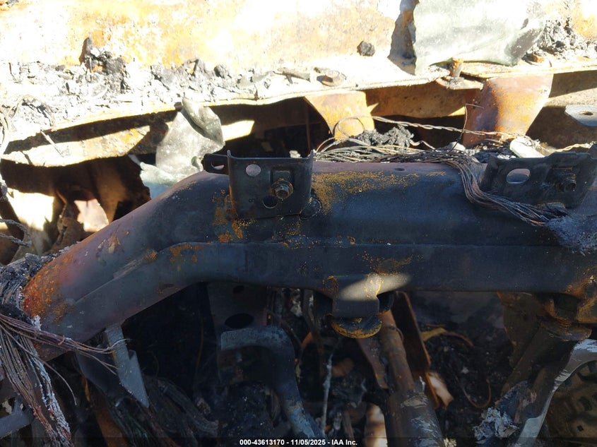 2017 GMC Sierra 3500Hd Denali VIN: 1GT42YEY4HF204091 Lot: 43613170