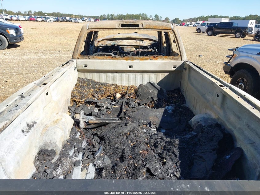 2017 GMC Sierra 3500Hd Denali VIN: 1GT42YEY4HF204091 Lot: 43613170