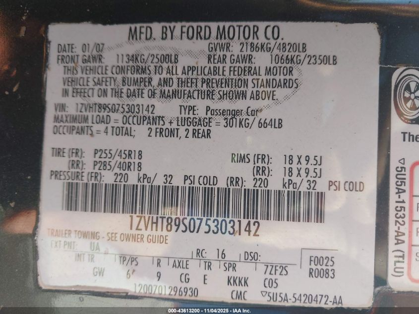 2007 Ford Shelby Gt500 VIN: 1ZVHT89S075303142 Lot: 43613200