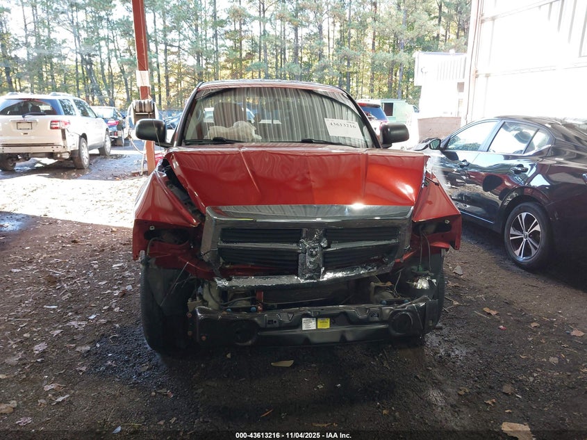 2007 Dodge Dakota Slt VIN: 1D7HE48J77S104546 Lot: 43613216