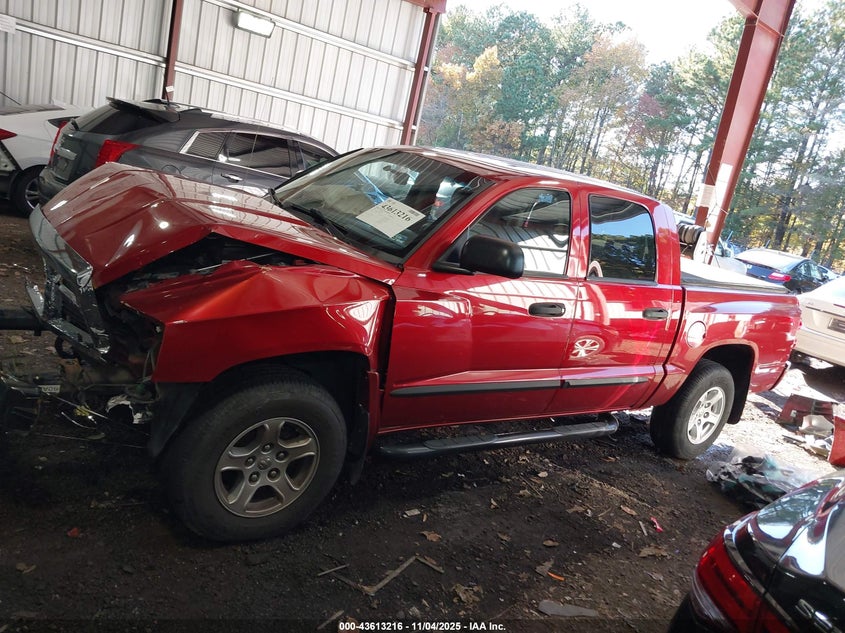 2007 Dodge Dakota Slt VIN: 1D7HE48J77S104546 Lot: 43613216