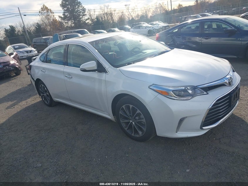 TOYOTA AVALON XLE PLUS
