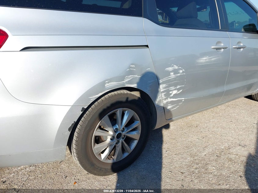 2015 KIA SEDONA LX - KNDMB5C18F6040538