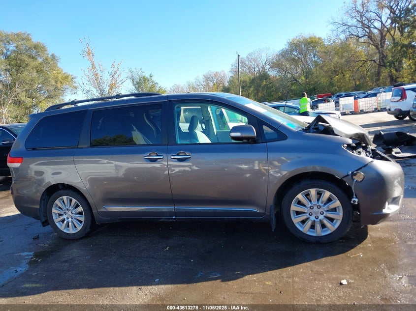 2013 TOYOTA SIENNA LIMITED 7 PASSENGER 5TDDK3DC9DS052599