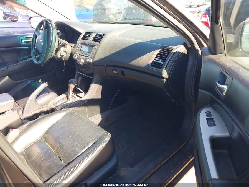 1HGCM56896A024281 2006 HONDA ACCORD photo no. 5