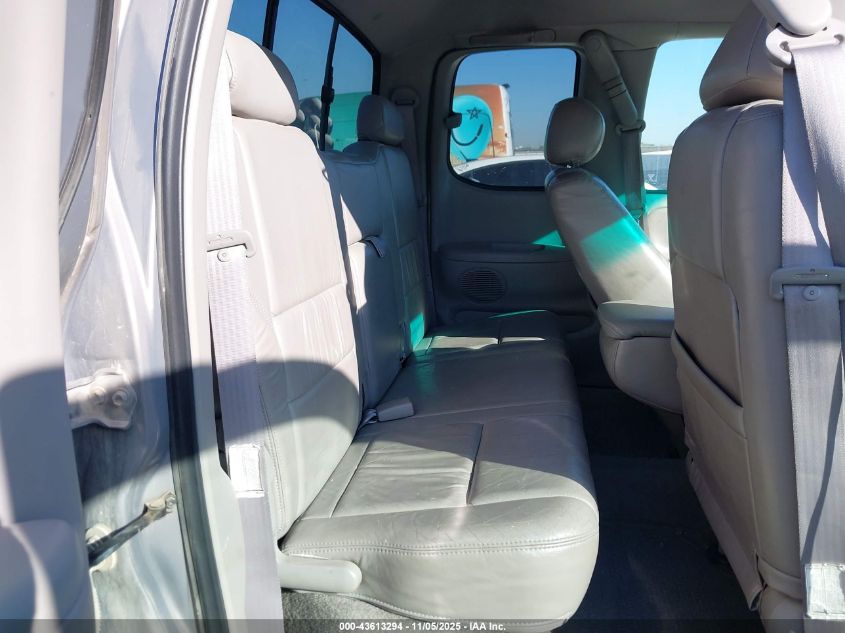 2000 Toyota Tundra Sr5 V8 VIN: 5TBRT3415YS045262 Lot: 43613294