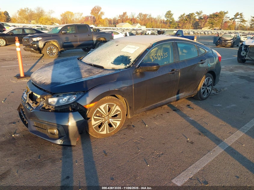 19XFC1F31HE005896 2017 HONDA CIVIC photo no. 2