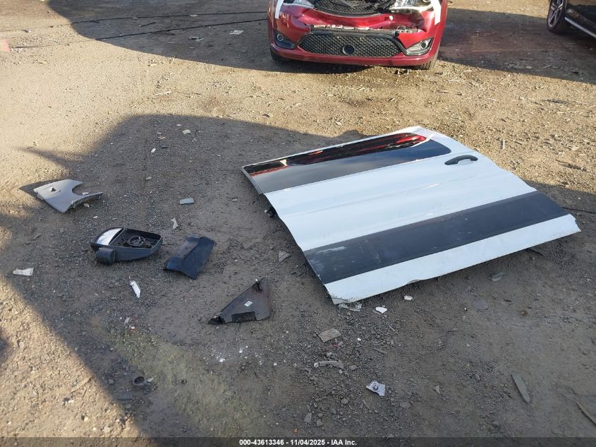 2019 Ford Transit-250 VIN: 1FTYR1YM8KKA51050 Lot: 43613346