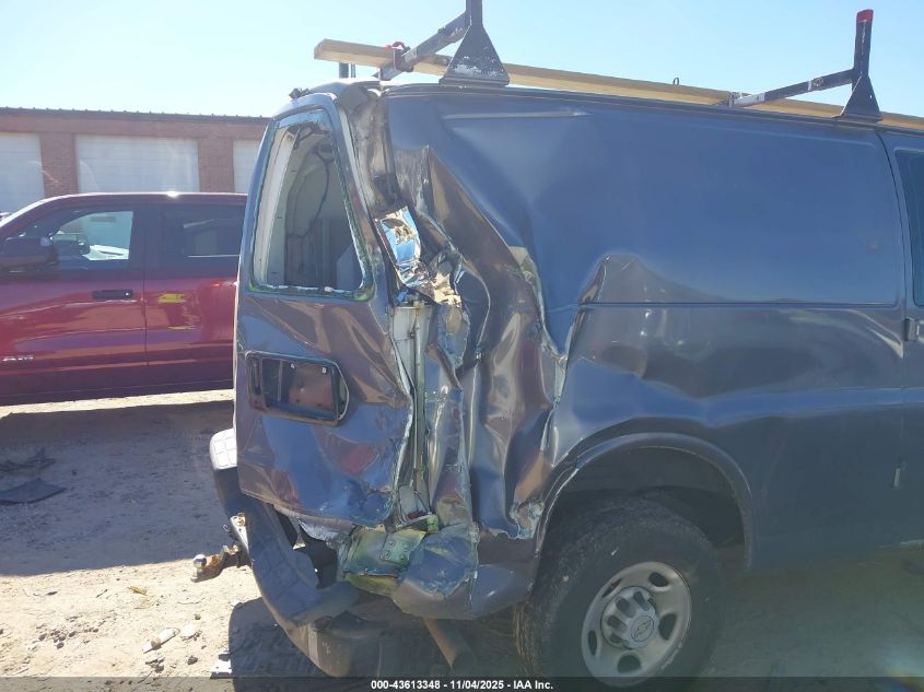 2007 Chevrolet Express Work Van VIN: 1GCGG29V571122054 Lot: 43613348