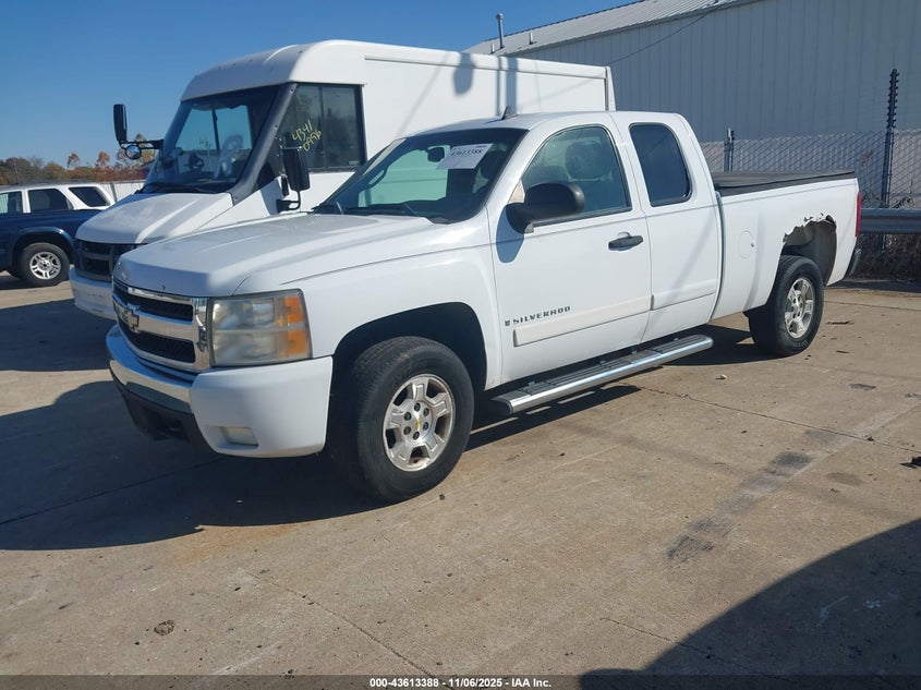 2GCEC19C071665141 2007 CHEVROLET SILVERADO photo no. 2