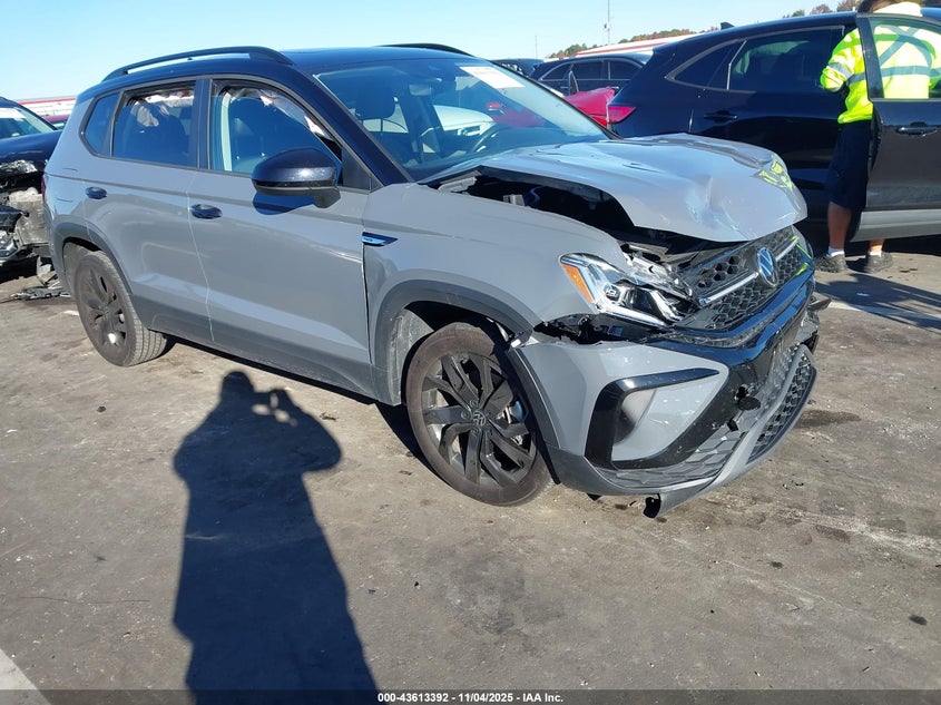 VOLKSWAGEN TAOS 1.5T SE BLACK