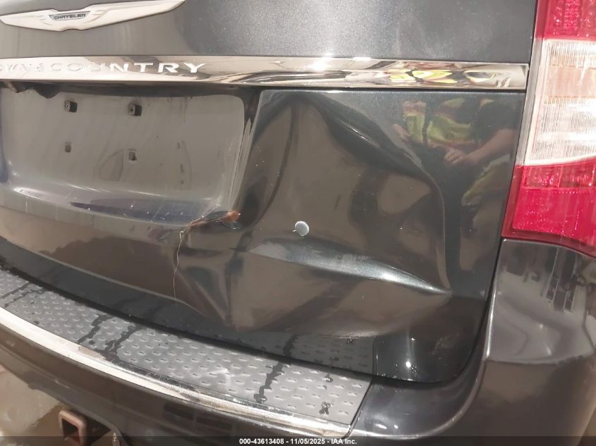 2014 Chrysler Town & Country Touring-L 30Th Anniversary VIN: 2C4RC1CG8ER192259 Lot: 43613408