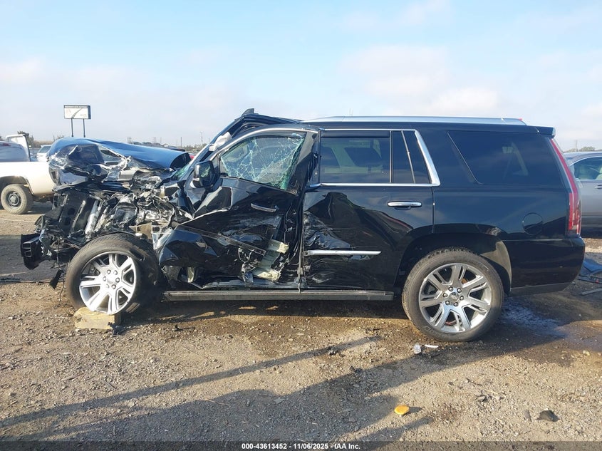 2015 Cadillac Escalade Premium VIN: 1GYS4NKJ3FR571979 Lot: 43613452