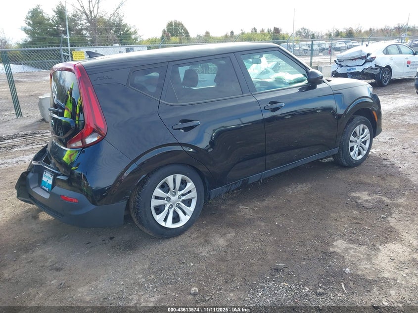 2020 KIA SOUL LX - KNDJ23AU7L7123839