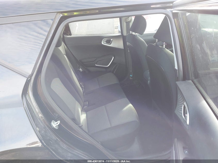 2020 KIA SOUL LX - KNDJ23AU7L7123839
