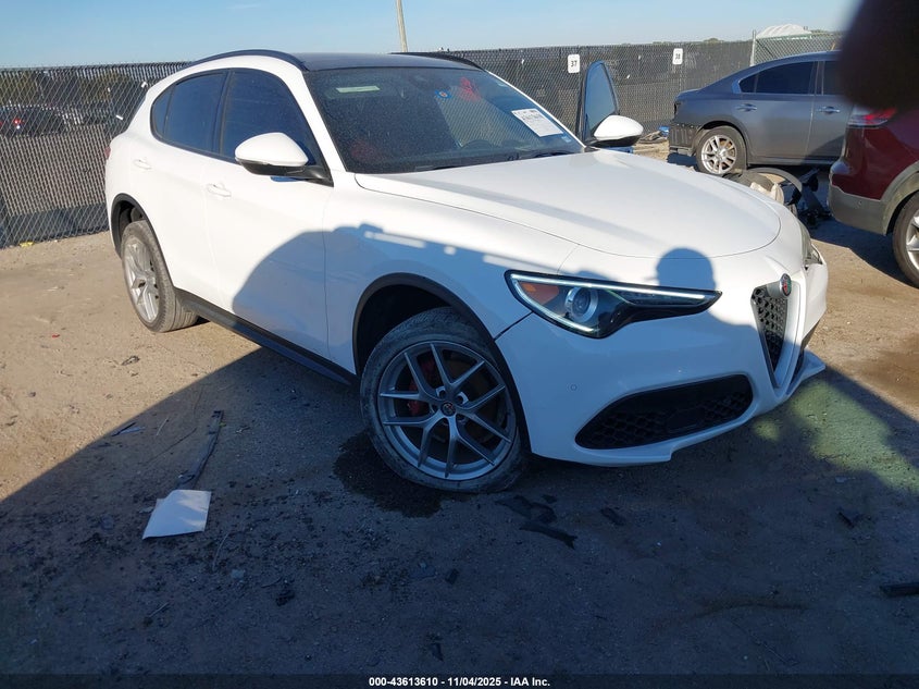 ALFA ROMEO STELVIO TI SPORT AWD