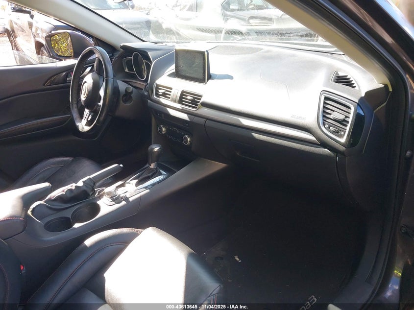 2014 MAZDA MAZDA3 S TOURING - JM1BM1V35E1152668