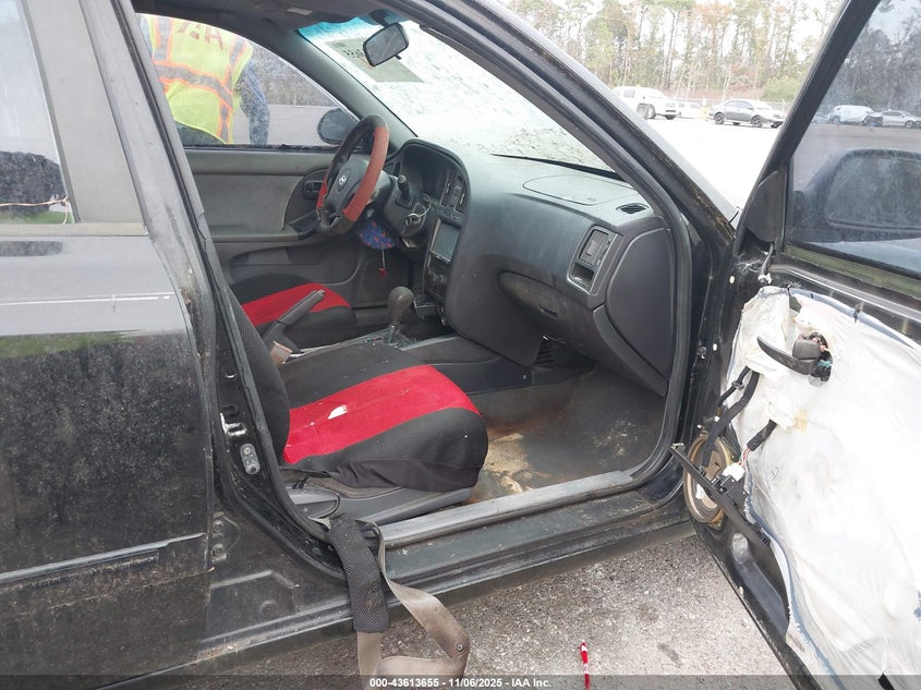 KMHDN46D25U077064 2005 HYUNDAI ELANTRA photo no. 5