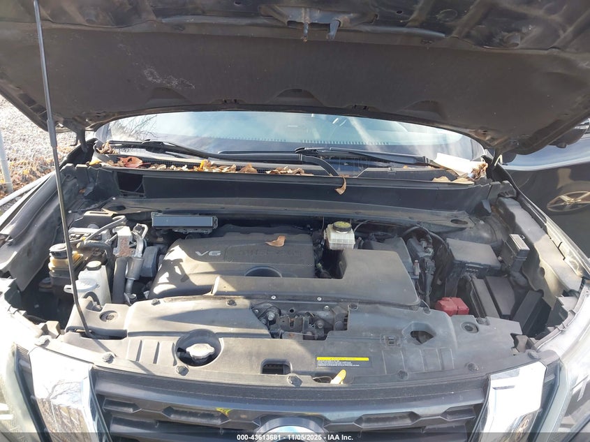2017 NISSAN PATHFINDER PLATINUM 5N1DR2MM1HC670193