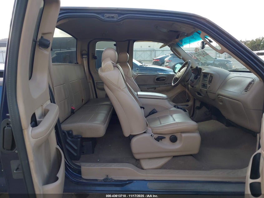 2002 Ford F-150 Lariat/Xl/Xlt VIN: 1FTRX17L52NB08256 Lot: 43613718