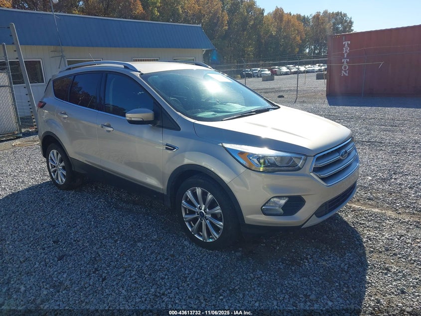 FORD ESCAPE TITANIUM