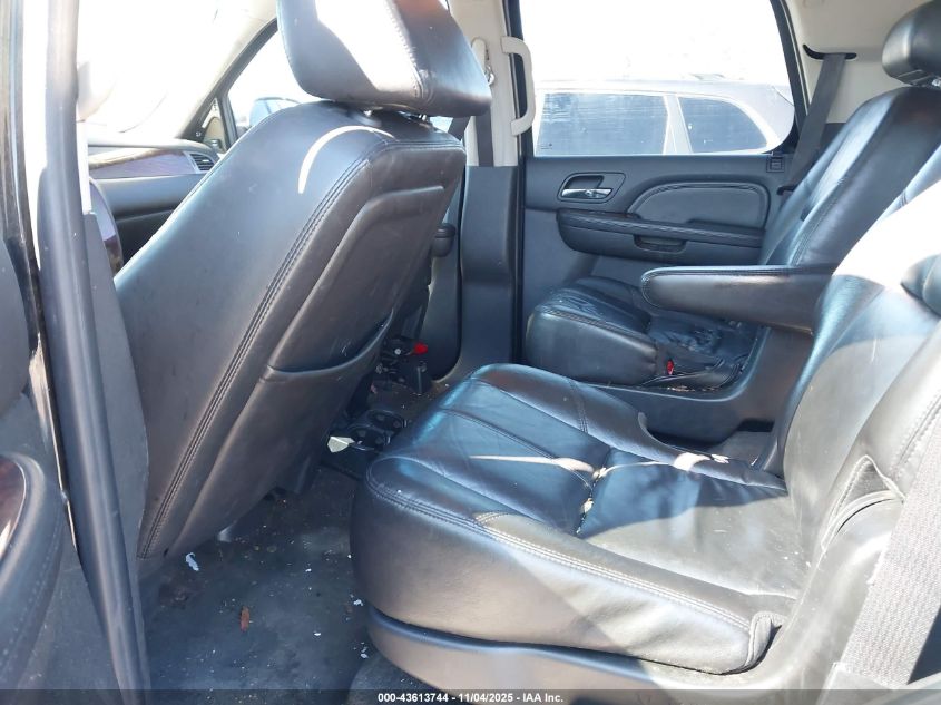 2008 GMC Yukon Denali VIN: 1GKFK63828J205421 Lot: 43613744