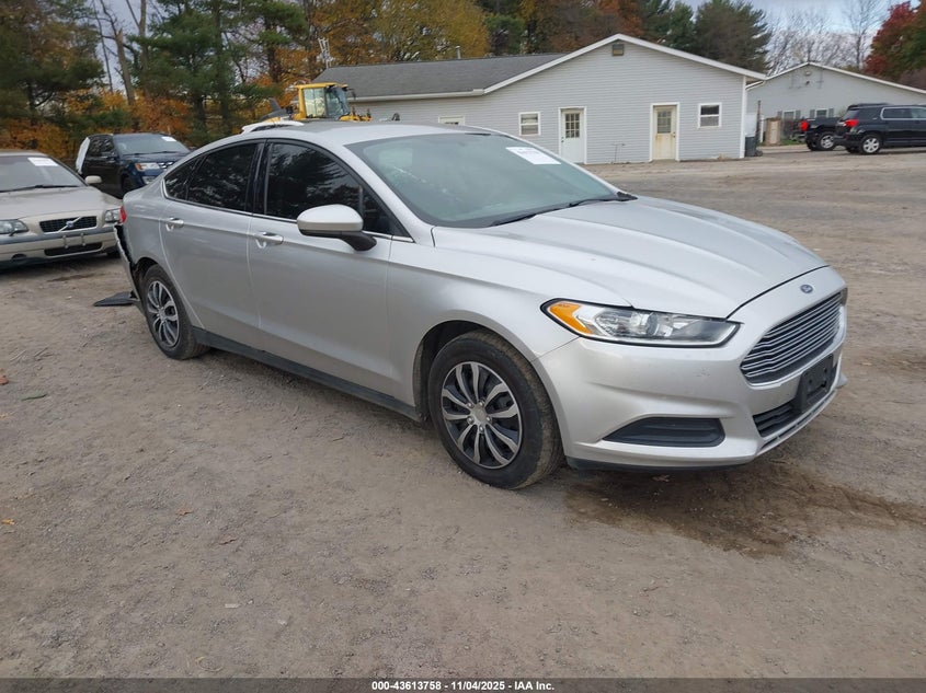 FORD FUSION S