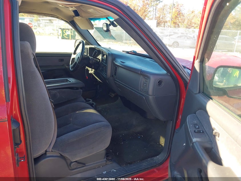 2GTEC19V931324932 2003 GMC SIERRA photo no. 5