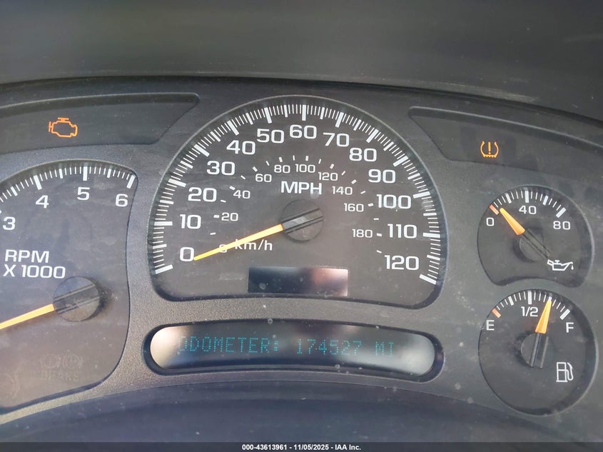 2005 Chevrolet Suburban 1500 Lt VIN: 3GNFK16ZX5G210762 Lot: 43613961