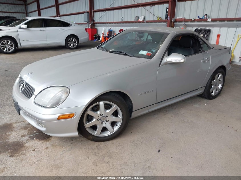 WDBKK49F21F214504 2001 MERCEDES-BENZ SLK-KLASSE photo no. 2