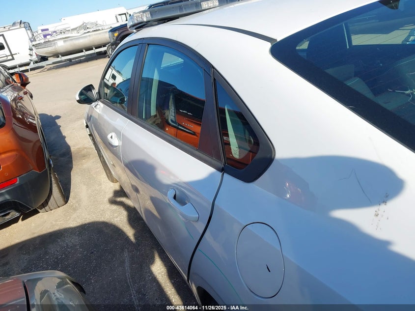 2023 Kia Forte Lxs VIN: 3KPF24AD2PE662824 Lot: 43614064