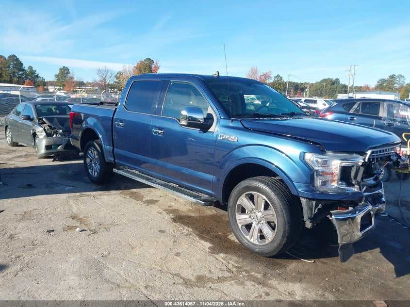 FORD F-150 LARIAT