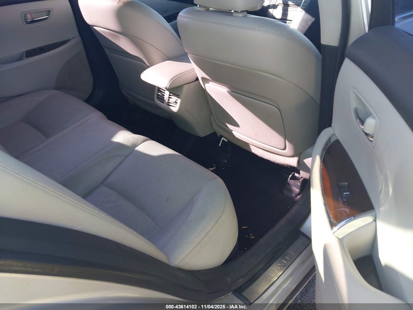 JTHBK1EG0B2426579 2011 LEXUS ES photo no. 8