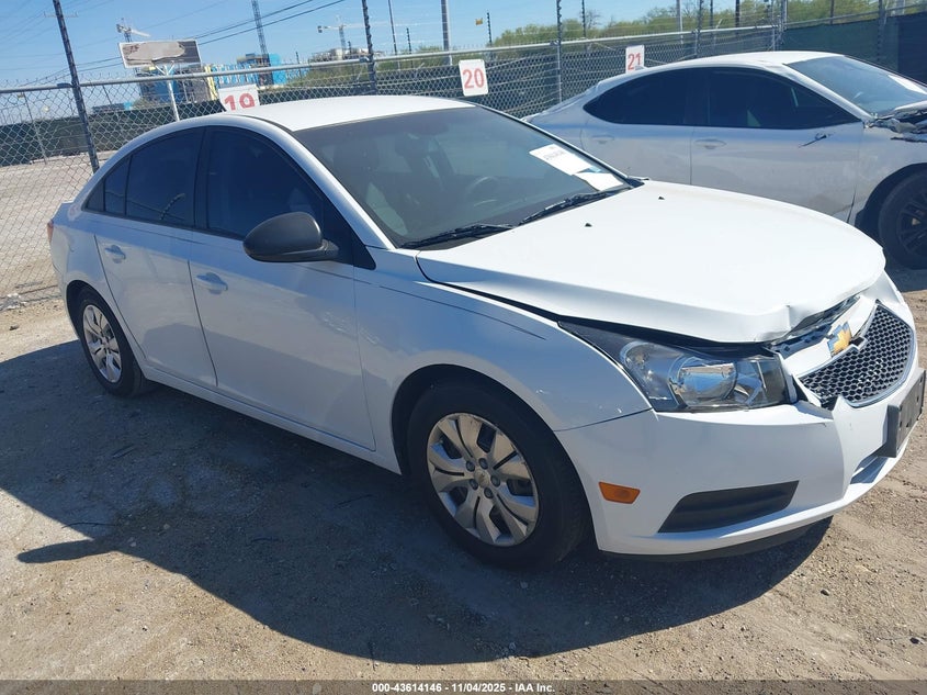 CHEVROLET CRUZE LS AUTO