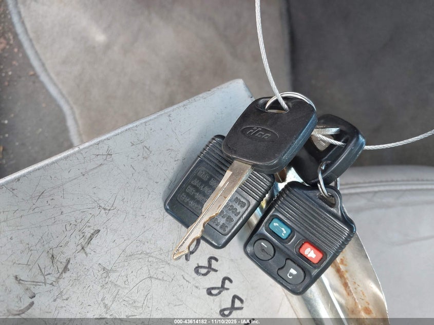 2002 Lincoln Ls V8 Auto VIN: 1LNHM87A22Y698180 Lot: 43614182