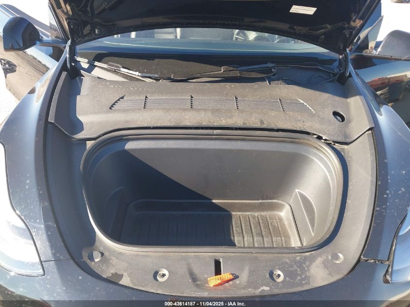 2024 Tesla Model Y Long Range Dual Motor All-Wheel Drive VIN: 7SAYGAEE9RF194568 Lot: 43614187