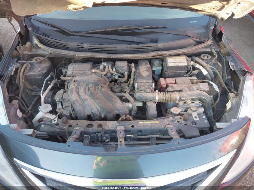 2015 NISSAN VERSA 1.6 S - 3N1CN7APXFL915570