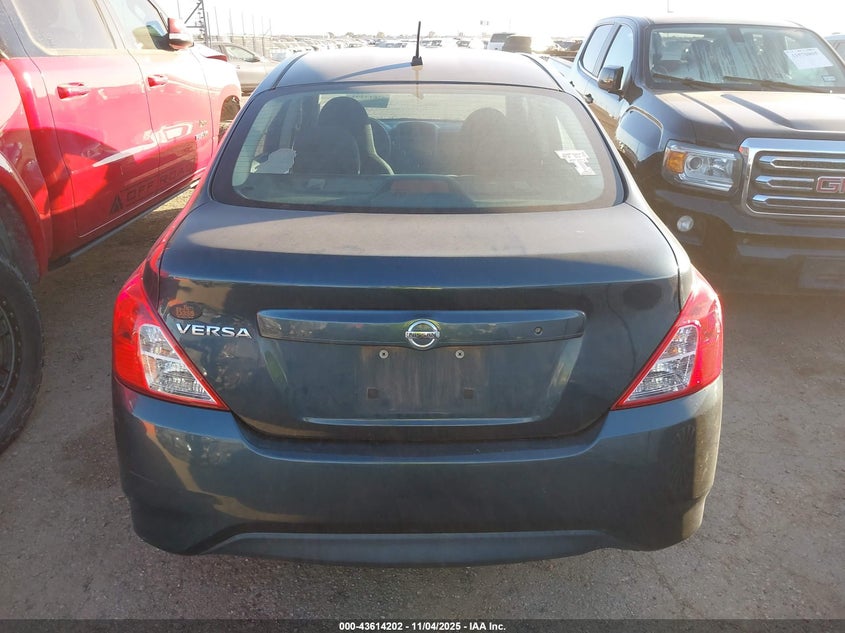 2015 NISSAN VERSA 1.6 S - 3N1CN7APXFL915570