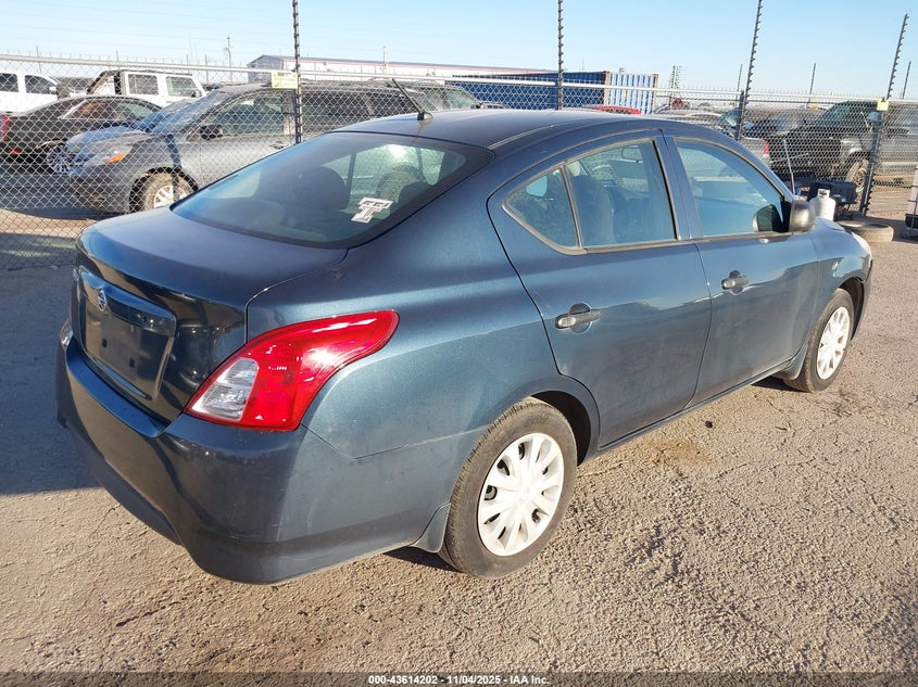 2015 NISSAN VERSA 1.6 S - 3N1CN7APXFL915570