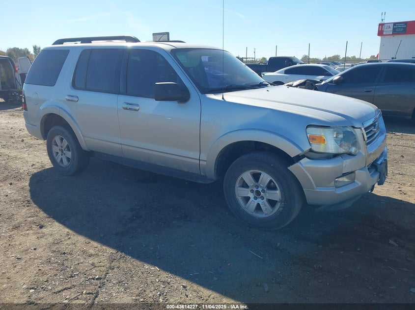 FORD EXPLORER XLT