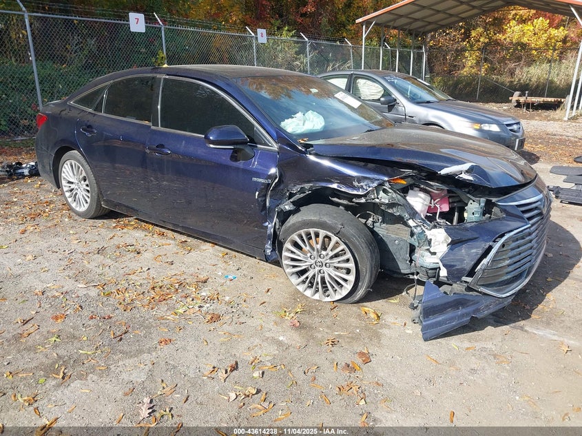 TOYOTA AVALON LIMITED HYBRID