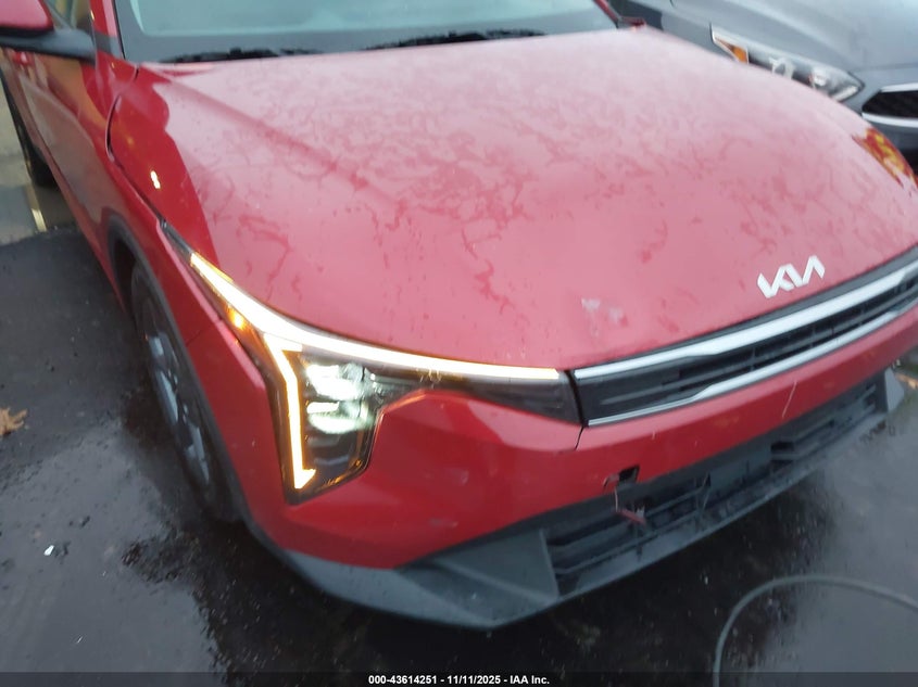 2025 Kia K4 Lxs VIN: 3KPFT4DE7SE085122 Lot: 43614251