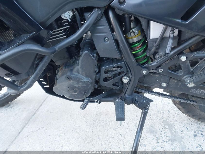 2017 Kawasaki Kl650 E VIN: JKAKLEE10HDA90816 Lot: 43614255